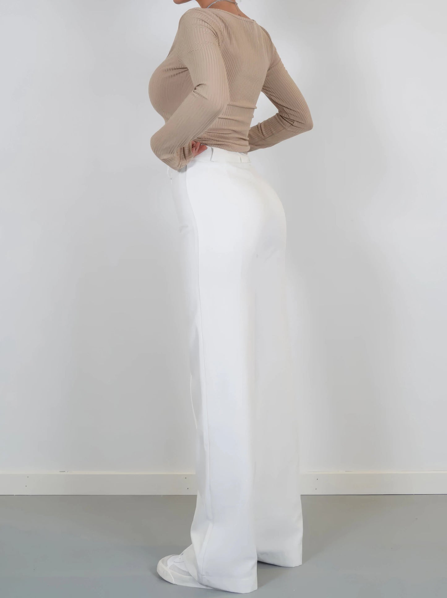 Carina | High-Waisted Chic Trousers
