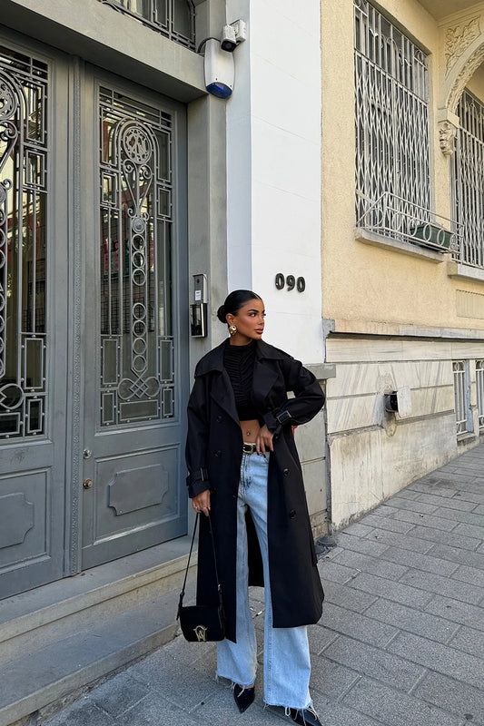Longe™ Black Trenchcoat | Classic Design