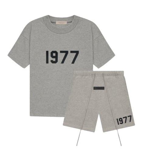 ESSENTIAL 1977- Summer Set