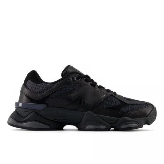 New Balance triple black